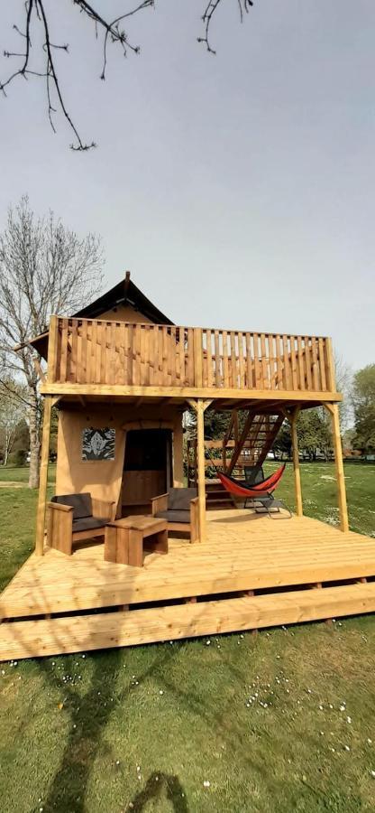 Tente Cabane du Camping Hautoreille Bannes  Bagian luar foto